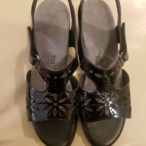 Black SAS Sunburst Heel Strap Sandal 8.5M